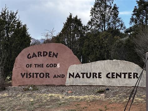 Vandals remove 's' from Garden of the Gods signs